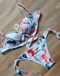 Costum de baie doua piese si push up Vietnam